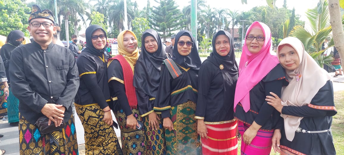 Kegiatan Upacara dalam Rangka Dirgahayu Kabupaten Lombok Timur Ke-64 Tahun di Taman Tugu Selong, (28-12-2022)